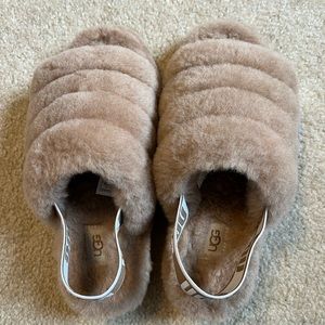 UGG slippers in tan, size 7